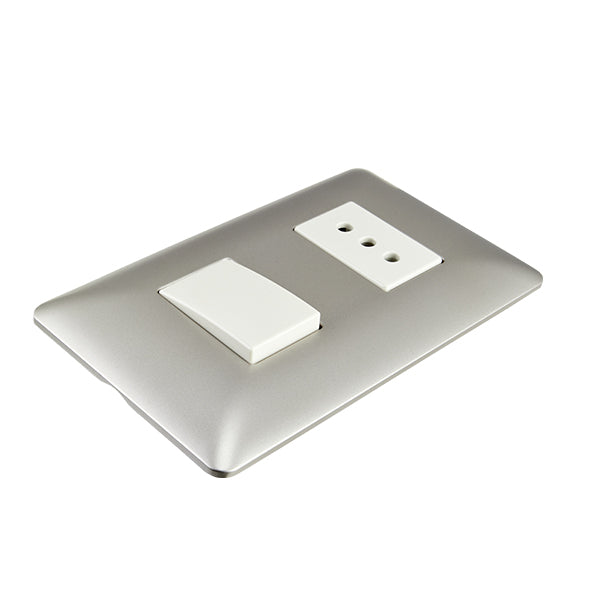INTERRUPTOR SIMPLE (9/12) + ENCHUFE SIMPLE 10A 250V EMBUTIDO (CHAMPAGNE)
