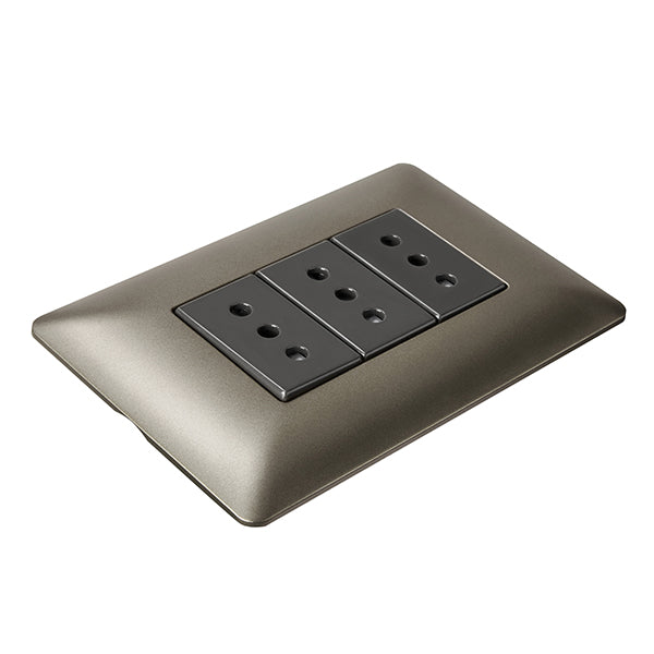 ENCHUFE TRIPLE EMBUTIDO 10A 250V (CAFÉ)