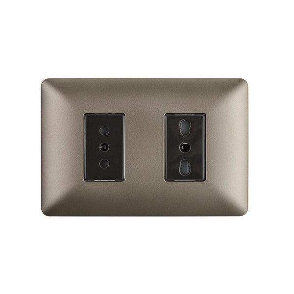 ENCHUFE SIMPLE 10A + ENCHUFE SIMPLE BIPASO EMBUTIDO 10/16A 250V (CAFÉ)