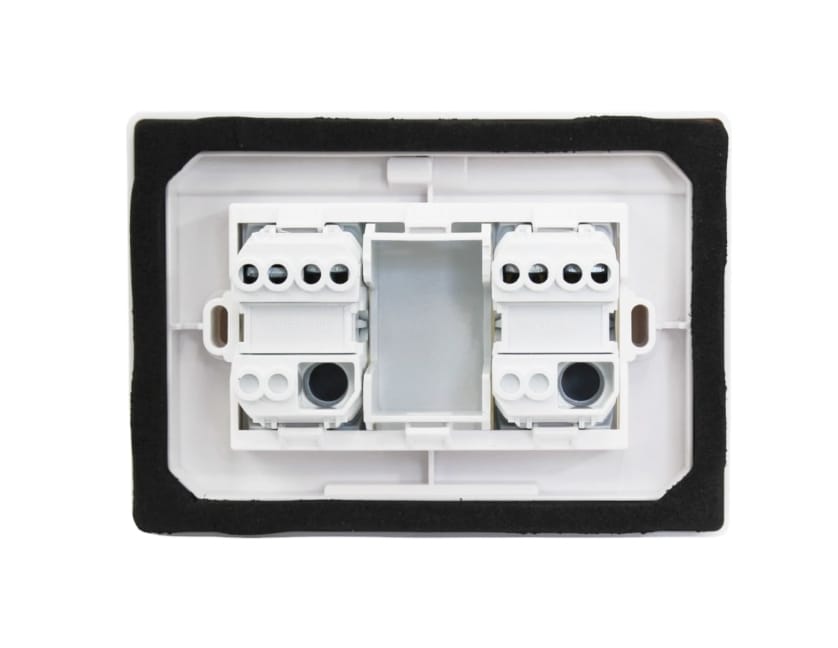 HYDROBOX EMBUTIDO CON INTERRUPTOR DOBLE 9/15