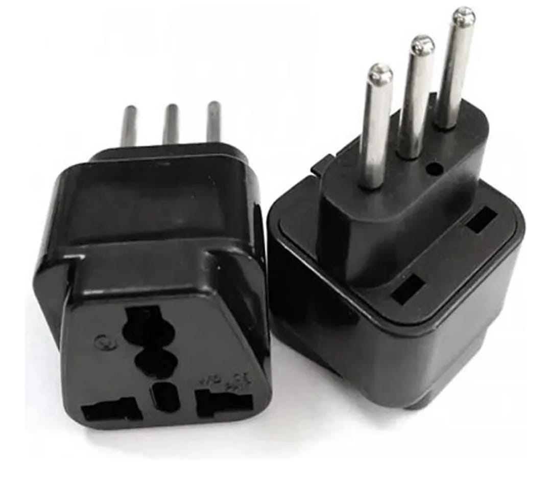 ENCHUFE ADAPTADOR UNIVERSAL NEGRO
