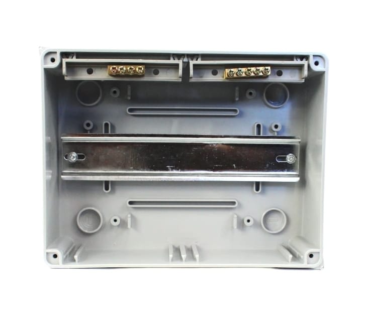 TABLERO SOBREPUESTO EXTERIOR DE 8 POLOS IP65