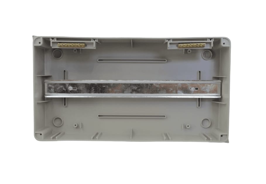 TABLERO SOBREPUESTO EXTERIOR DE 18 POLOS IP65