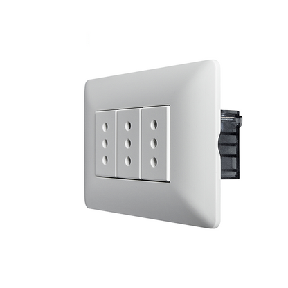 ENCHUFE TRIPLE EMBUTIDO 10A 250V