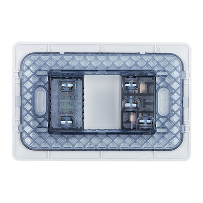 ENCHUFE SIMPLE EMBUTIDO  10A(1 Ud TZ1104) 250V + TOMA USB