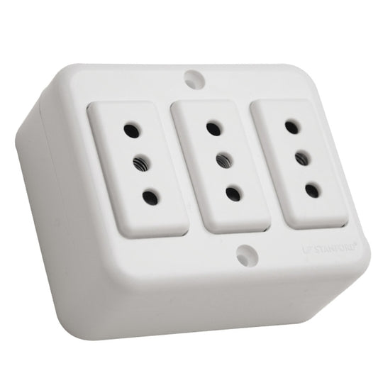 ENCHUFE TRIPLE SOBREPUESTO 10A 250V (BLANCO)